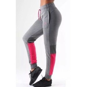 Brand new GYMSHARK joggers size small!